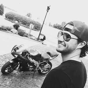 Meet your Posher, Isaac